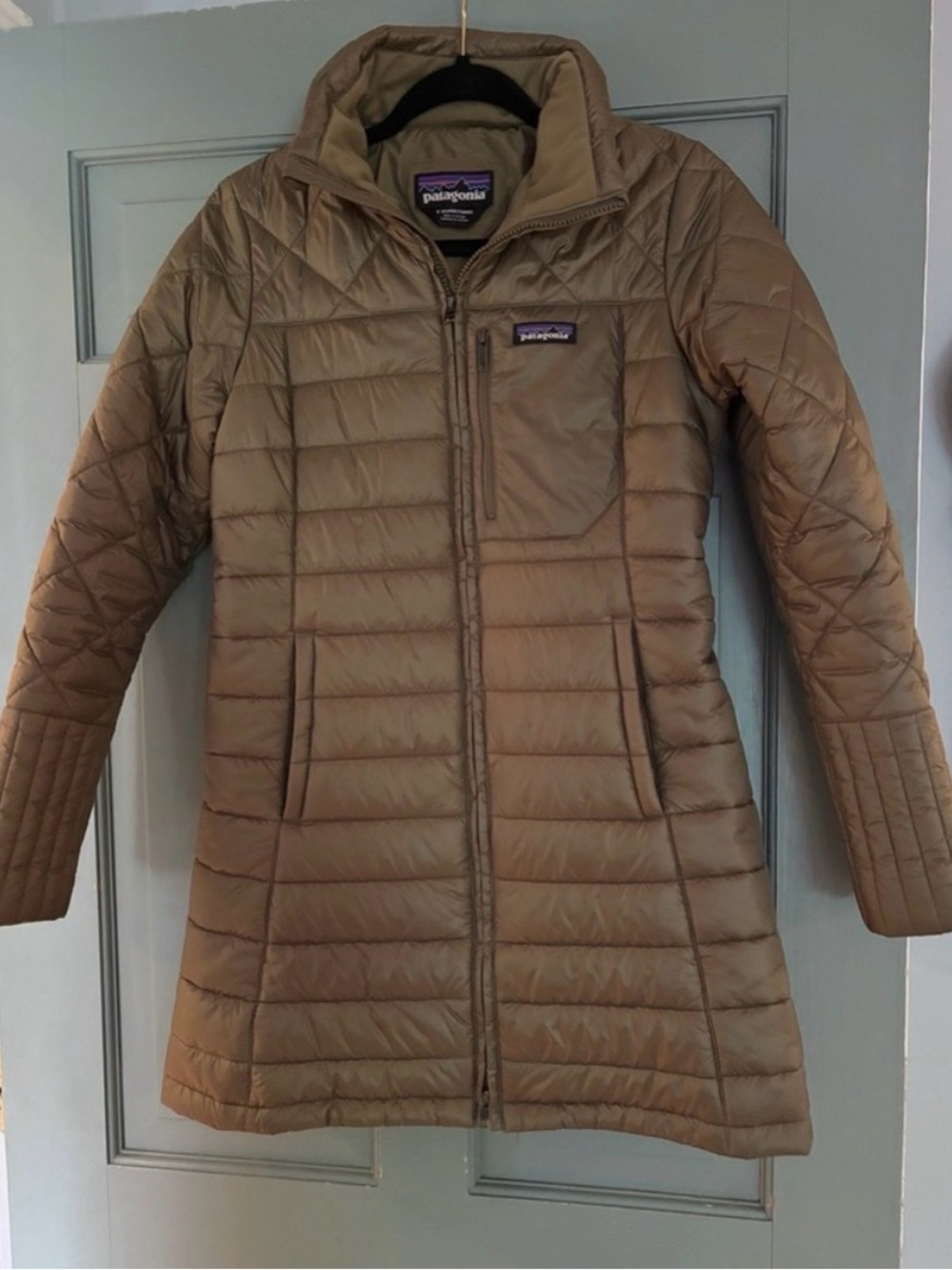 Patagonia Long Quilted Puffer Coat light olive green